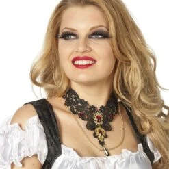 Ketting Kant Met Rode Steen Breed