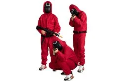 Rode Overall Koreaanse Spel